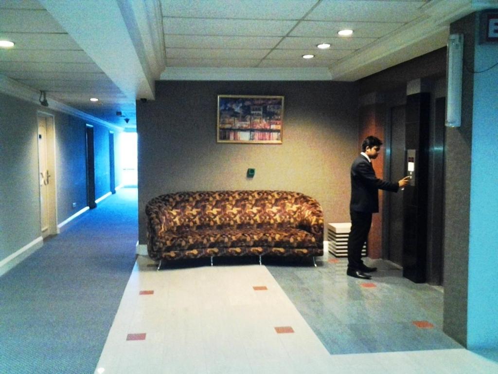 Hotel Washington Dhaka Luaran gambar
